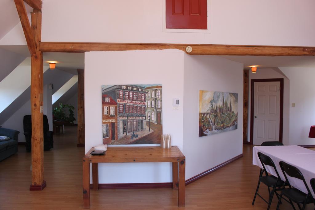 La Grange Country Inn Вейкфілд Екстер'єр фото