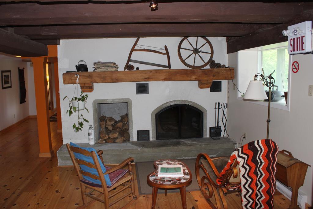 La Grange Country Inn Вейкфілд Екстер'єр фото